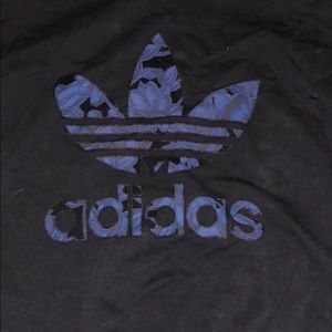 Black adadis crewneck sweatshirt